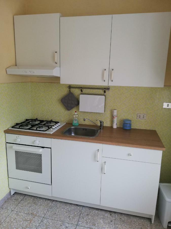 Casa Ester Кастелпетрозо Екстериор снимка