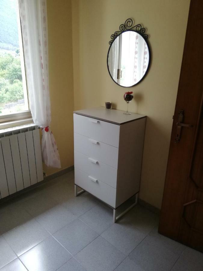 Casa Ester Кастелпетрозо Екстериор снимка